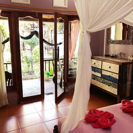 Salon De Nomad Gili T. Bed & Breakfast Gili Trawangan Bagian luar foto