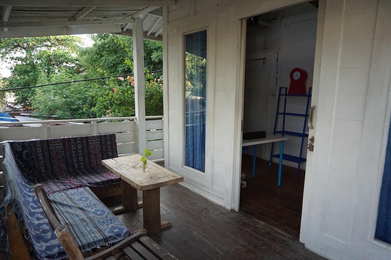 Salon De Nomad Gili T. Bed & Breakfast Gili Trawangan Bagian luar foto