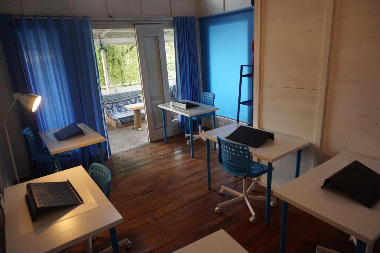 Salon De Nomad Gili T. Bed & Breakfast Gili Trawangan Bagian luar foto