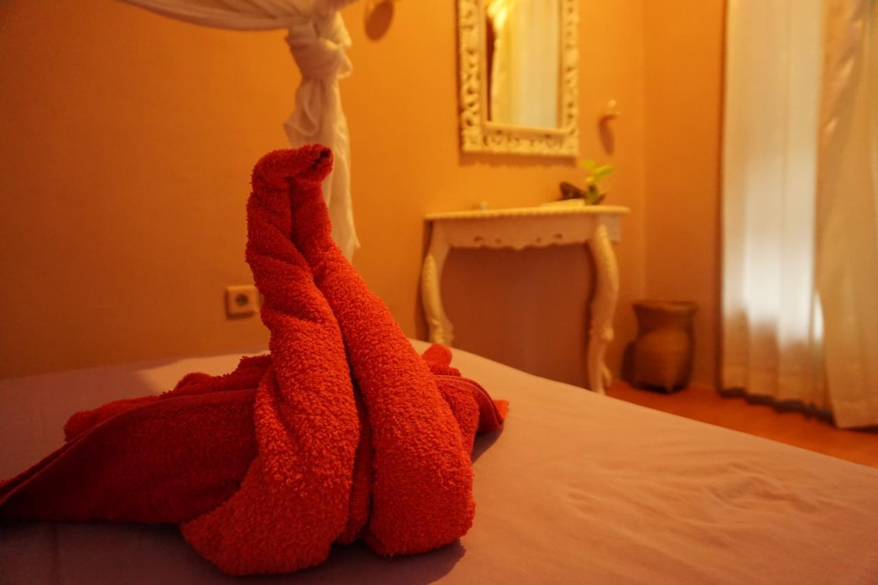 Salon De Nomad Gili T. Bed & Breakfast Gili Trawangan Bagian luar foto