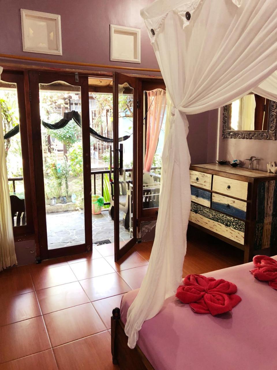 Salon De Nomad Gili T. Bed & Breakfast Gili Trawangan Bagian luar foto
