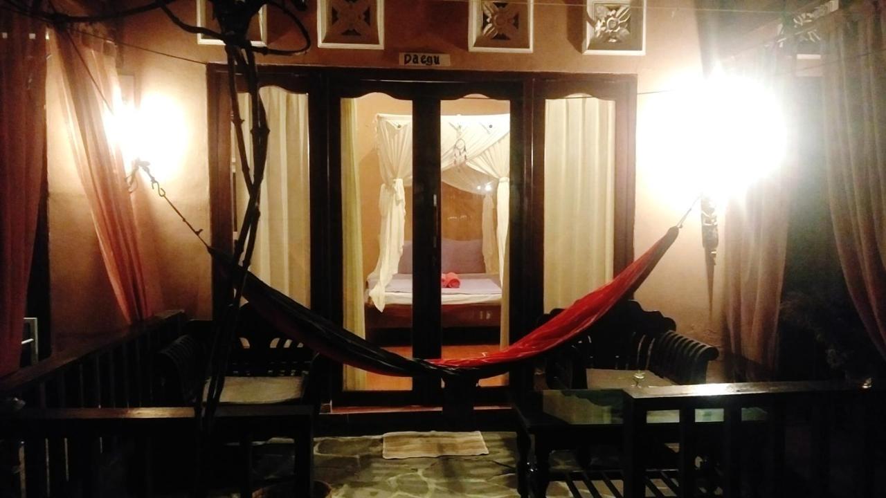 Salon De Nomad Gili T. Bed & Breakfast Gili Trawangan Bagian luar foto