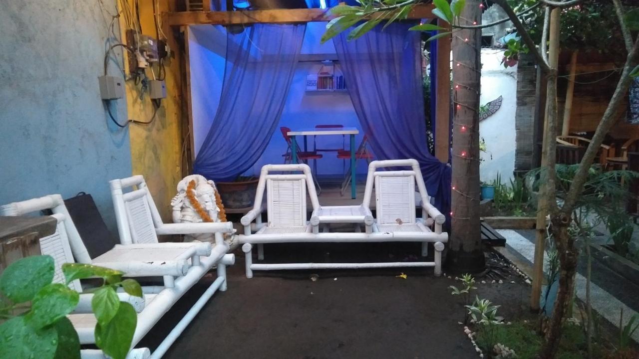 Salon De Nomad Gili T. Bed & Breakfast Gili Trawangan Bagian luar foto