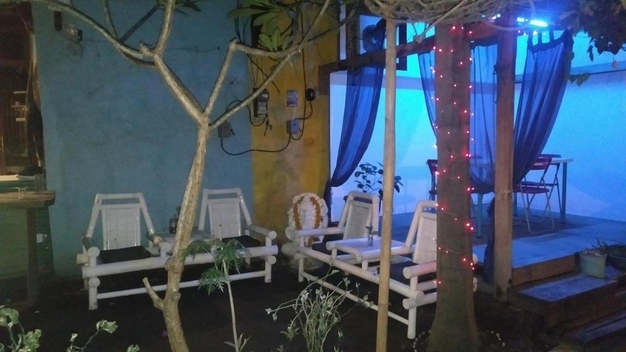 Salon De Nomad Gili T. Bed & Breakfast Gili Trawangan Bagian luar foto
