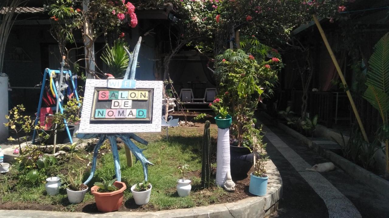 Salon De Nomad Gili T. Bed & Breakfast Gili Trawangan Bagian luar foto